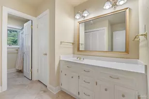 801 Bay Cliffs Rd, Gulf Breeze, FL 32561 - Photo 36