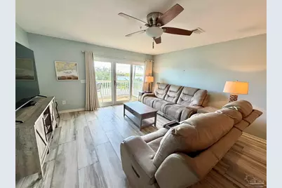 16014 Innerarity Pt Rd, Pensacola, FL 32507 - Photo 10