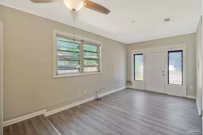 911 Springbrook Ave, Pensacola, FL 32505 - Photo 8