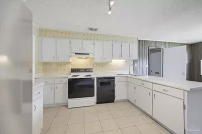 1011 Gerhardt Dr, Pensacola, FL 32503 - Photo 24