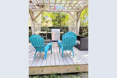 2013 W Gregory St, Pensacola, FL 32502 - Photo 2