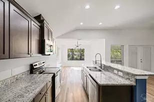 7329 Farmers Rd, Pensacola, FL 32526 - Photo 10