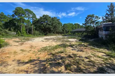 8261 Pamplona St, Navarre, FL 32566 - Photo 6