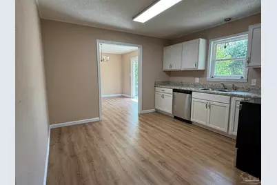 7845 Le Jeune Dr, Pensacola, FL 32514 - Photo 16