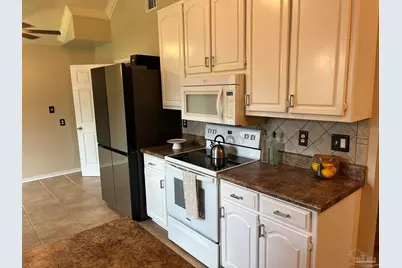 6436 Garden Dr, Gulf Breeze, FL 32563 - Photo 10