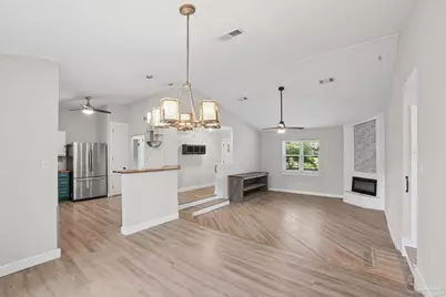 7474 Baywoods Ln, Pensacola, FL 32504 - Photo 10