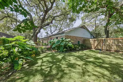 7474 Baywoods Ln, Pensacola, FL 32504 - Photo 26