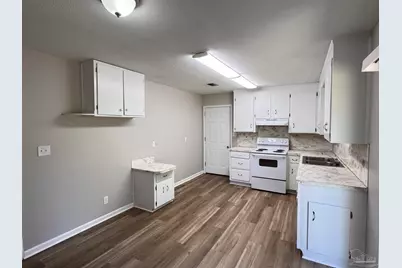 2421 Planetarium Ave, Perdido Key, FL 32507 - Photo 6