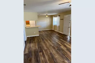 1200 Shoreline Dr #409, Gulf Breeze, FL 32561 - Photo 2
