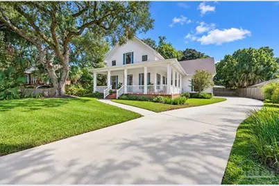 1120 N Devilliers St, Pensacola, FL 32501 - Photo 2