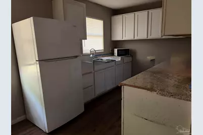 6406 Skyline Dr, Milton, FL 32570 - Photo 4