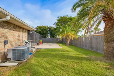 5124 Grumann Dr, Pensacola, FL 32507 - Photo 6