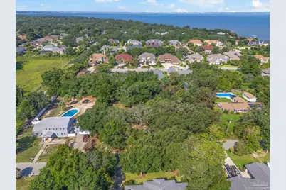 1311 Windsor Park Rd, Gulf Breeze, FL 32563 - Photo 10