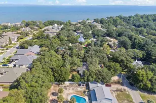 1311 Windsor Park Rd, Gulf Breeze, FL 32563 - Photo 4