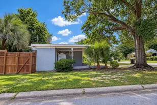1701 W Romana St, Pensacola, FL 32502 - Photo 4