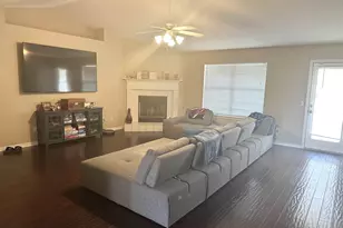 7372 Peterson Ln, Pensacola, FL 32506 - Photo 4