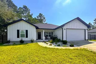 726 Giese Ln, Pensacola, FL 32506 - Photo 1