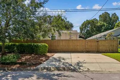 2121 N 12th Ave, Pensacola, FL 32503 - Photo 32
