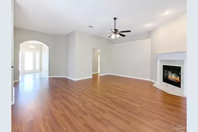 5963 Ashton Woods Cir, Milton, FL 32570 - Photo 14