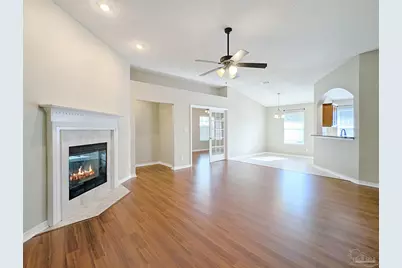 5963 Ashton Woods Cir, Milton, FL 32570 - Photo 16