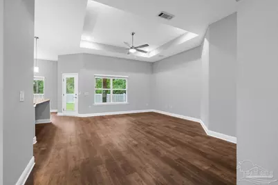 5779 Dunbar Cir, Milton, FL 32583 - Photo 8
