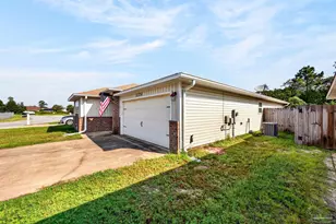 2370 Duncan Ridge Dr, Navarre, FL 32566 - Photo 6
