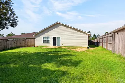 2370 Duncan Ridge Dr, Navarre, FL 32566 - Photo 8