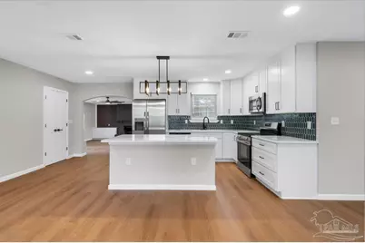 2031 Broyhill Ln, Pensacola, FL 32526 - Photo 10