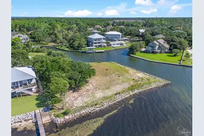 4574 Sabine Ct, Gulf Breeze, FL 32563 - Photo 16