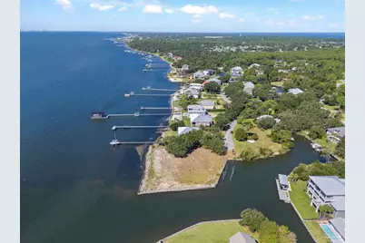 4574 Sabine Ct, Gulf Breeze, FL 32563 - Photo 10