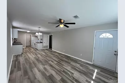 927 Bremen Ave #A, Pensacola, FL 32507 - Photo 4