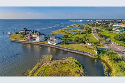 4 Wharf Ave, Pensacola, FL 32502 - Photo 8