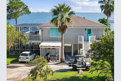 5469 Soundside Dr, Gulf Breeze, FL 32563 - Photo 2