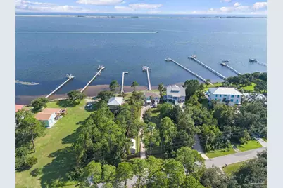 5469 Soundside Dr, Gulf Breeze, FL 32563 - Photo 58