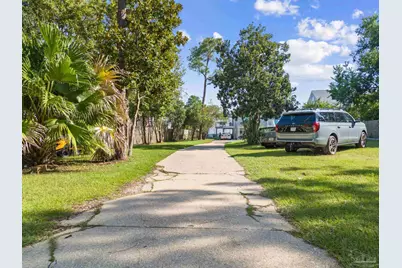 5469 Soundside Dr, Gulf Breeze, FL 32563 - Photo 52