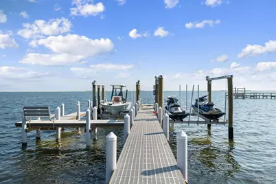 5469 Soundside Dr, Gulf Breeze, FL 32563 - Photo 54