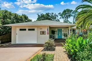 201 Edgewater Dr, Pensacola, FL 32507 - Photo 2