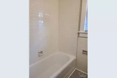 510 N Spring St, Pensacola, FL 32501 - Photo 18