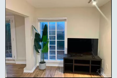 7 Odess Ln, Pensacola, FL 32507 - Photo 2