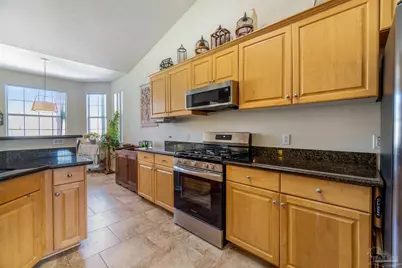 3312 Holt Cir, Pensacola, FL 32526 - Photo 10
