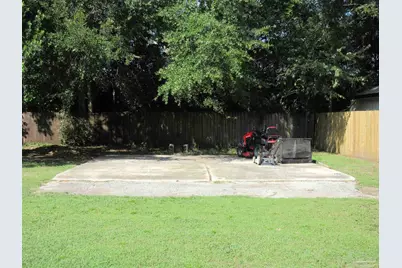 5131 Oakleaf Dr, Pace, FL 32571 - Photo 24