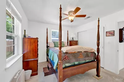 5131 Oakleaf Dr, Pace, FL 32571 - Photo 14