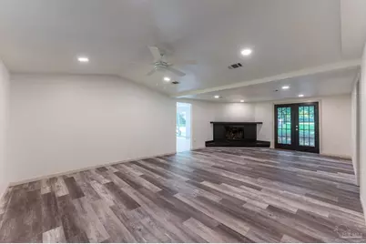 12400 Wildlife Rd, Holt, FL 32564 - Photo 8