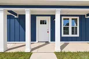 3017 Berwick St, Pensacola, FL 32503 - Photo 2