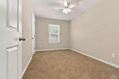 3017 Berwick St, Pensacola, FL 32503 - Photo 16