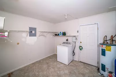 6281 Audubon Dr, Pensacola, FL 32504 - Photo 14