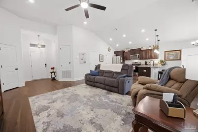 2427 Privet Berry Dr, Gulf Breeze, FL 32563 - Photo 4