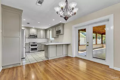 6157 Young Ln, Milton, FL 32570 - Photo 6
