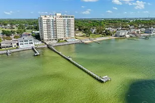 825 Bayshore Dr, Pensacola, FL 32507 - Photo 2