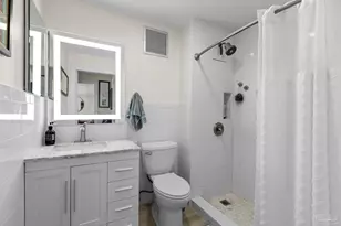 825 Bayshore Dr, Pensacola, FL 32507 - Photo 12